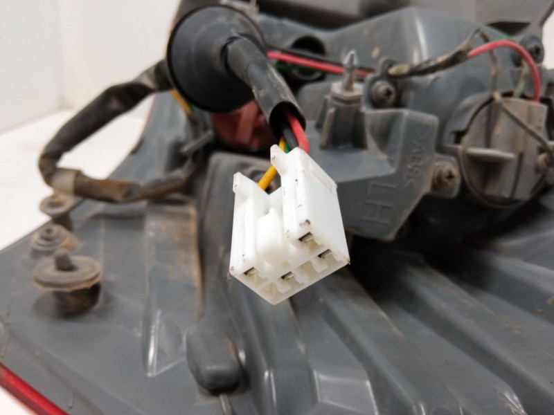 Recambio de piloto trasero izquierdo para hyundai ix20 (jc) 1.4 referencia OEM IAM   