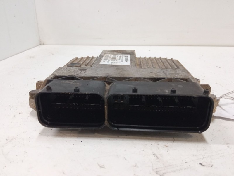 Recambio de centralita motor uce para opel combo tour 1.3 cdti 16v referencia OEM IAM 55578395SX  