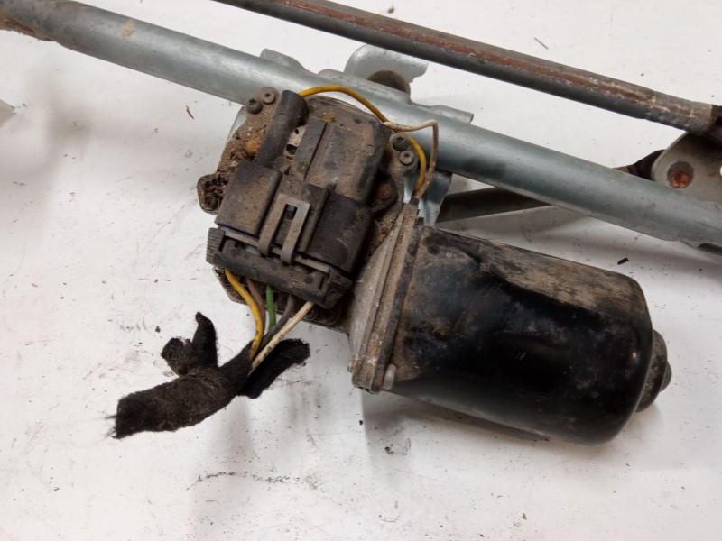 Recambio de motor limpia delantero para opel combo tour 1.3 cdti 16v referencia OEM IAM 91498232  