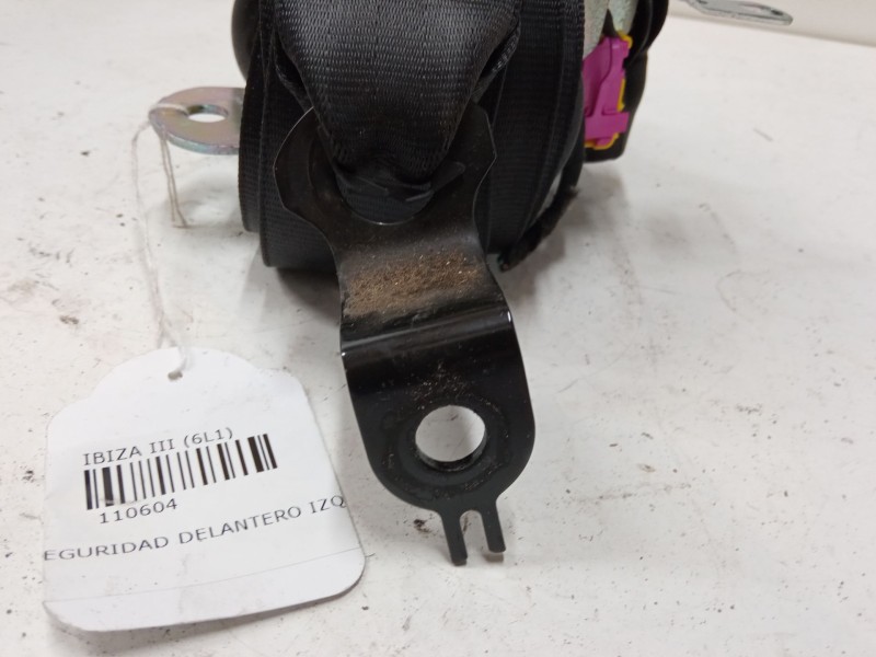 Recambio de cinturon seguridad delantero izquierdo para seat ibiza iii (6l1) 1.4 tdi referencia OEM IAM   