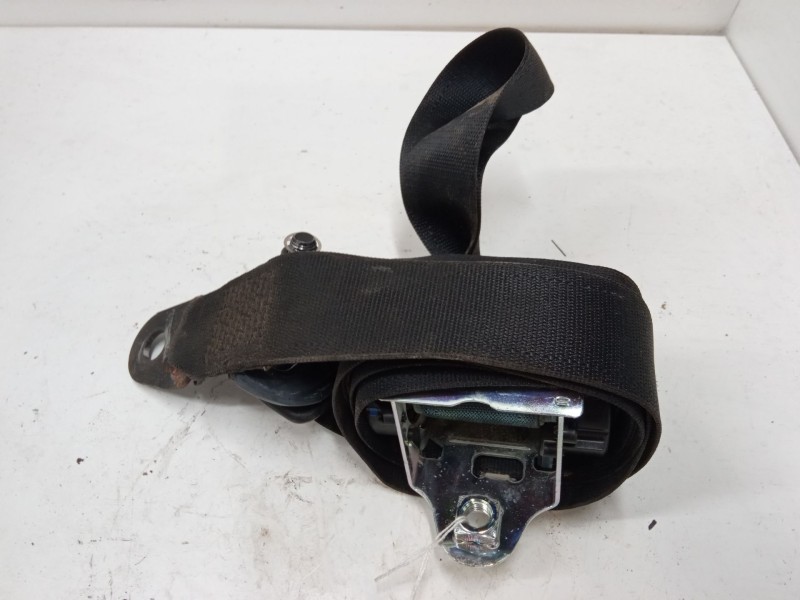 Recambio de cinturon seguridad delantero derecho para opel combo tour 1.3 cdti 16v referencia OEM IAM   