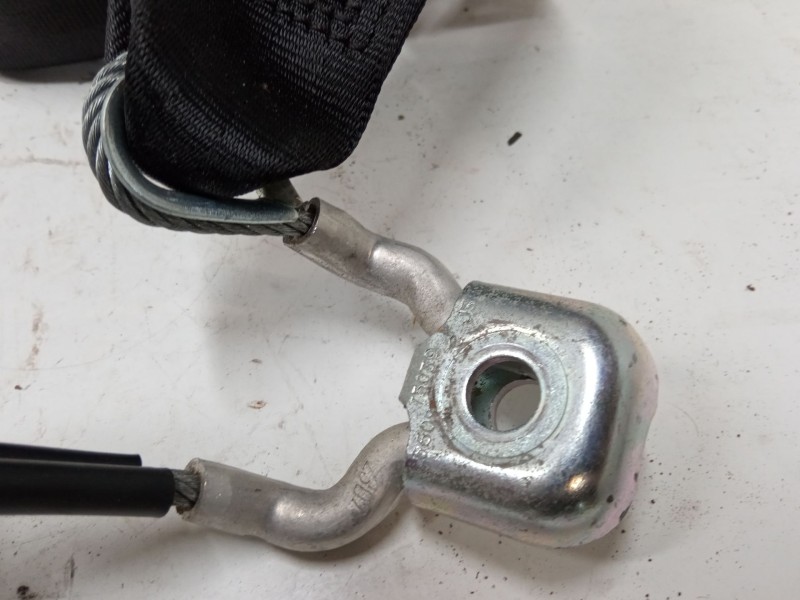 Recambio de anclaje cinturon trasero derecho para seat ibiza iii (6l1) 1.4 tdi referencia OEM IAM   