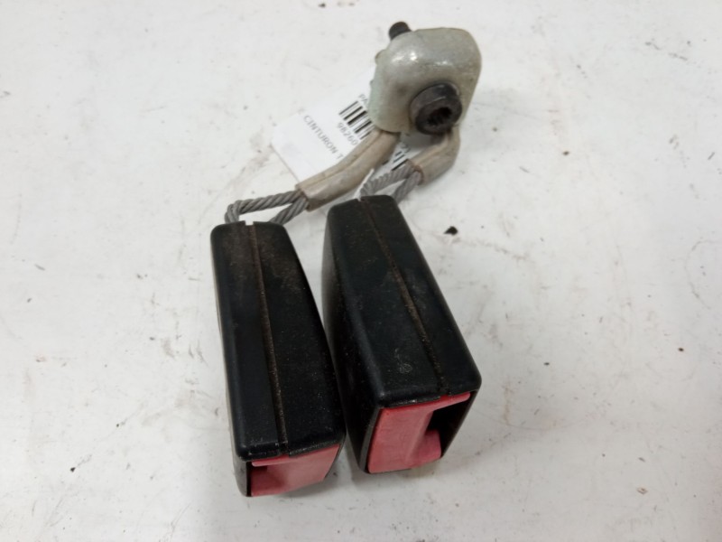 Recambio de anclaje cinturon trasero izquierdo para volkswagen passat b6 (3c2) 2.0 tdi referencia OEM IAM 3C0857739B  