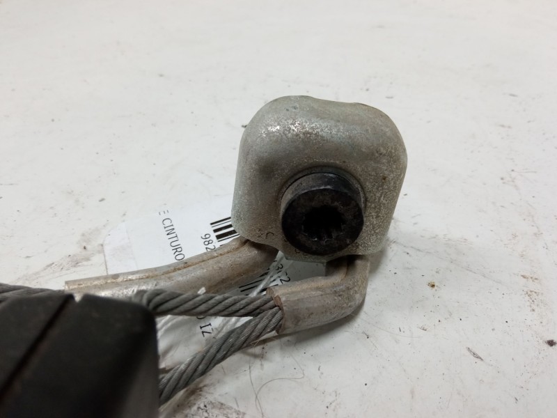 Recambio de anclaje cinturon trasero izquierdo para volkswagen passat b6 (3c2) 2.0 tdi referencia OEM IAM 3C0857739B  