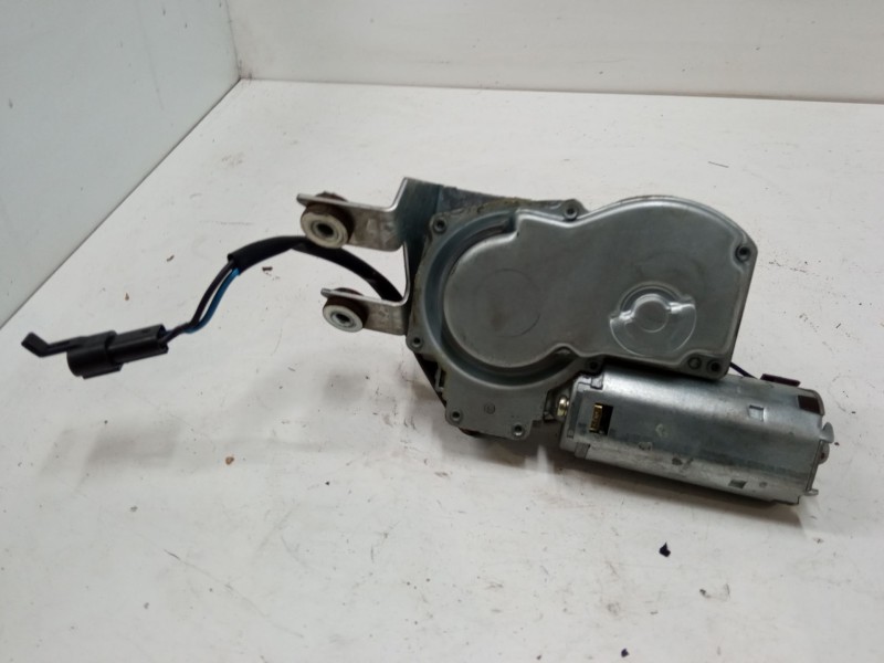 Recambio de motor limpia trasero para opel corsa b (s93) 1.7 d (f08, f68, m68) referencia OEM IAM 90386268  