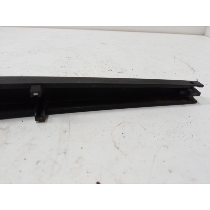 Recambio de brazo limpia trasero para fiat panda / panda classic (169_) 1.2 (169.axb11, 169.axb1a) referencia OEM IAM   