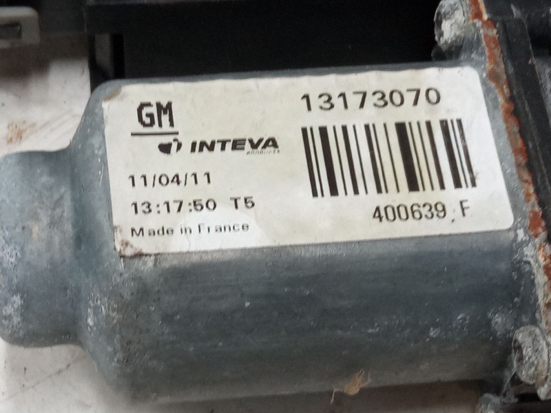 Recambio de elevalunas electrico delantero derecho para opel combo tour 1.3 cdti 16v referencia OEM IAM 13173070  