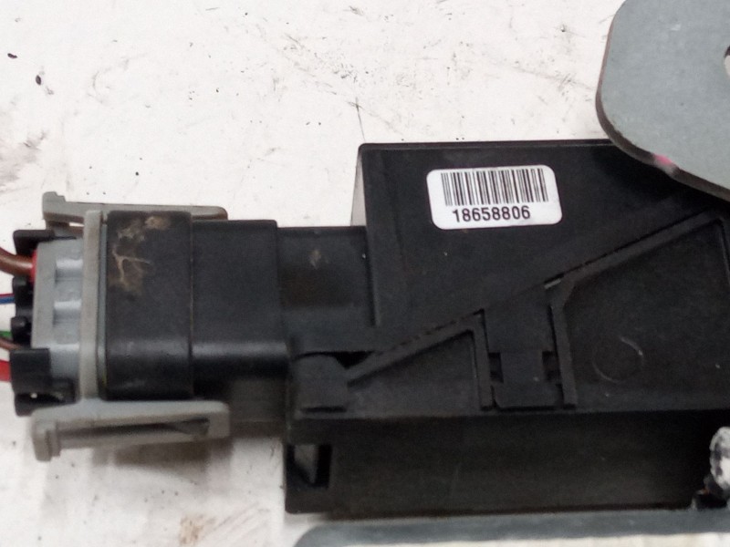 Recambio de elevalunas electrico delantero derecho para opel combo tour 1.3 cdti 16v referencia OEM IAM 13173070  