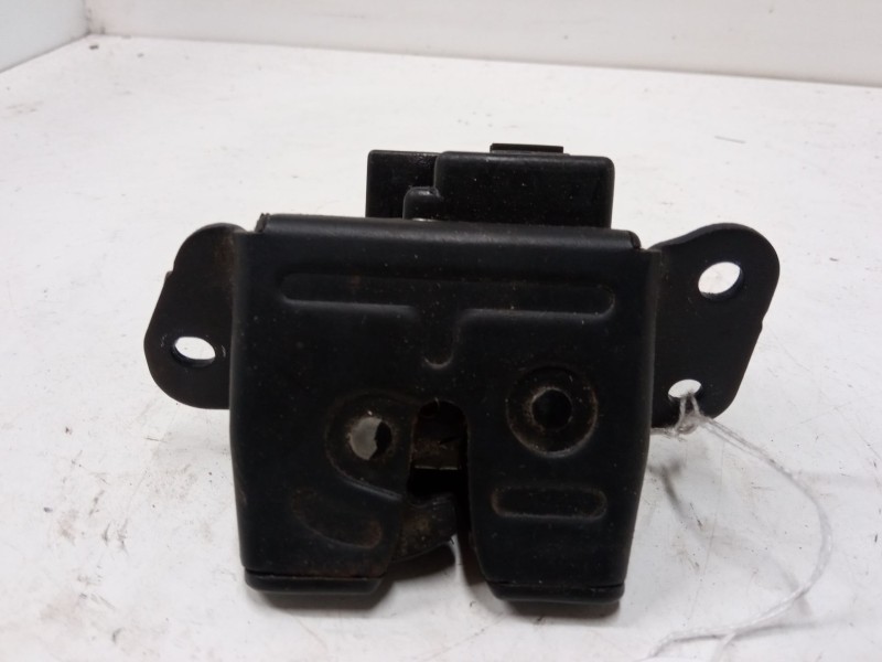 Recambio de cerradura maletero / porton para hyundai ix20 (jc) 1.4 referencia OEM IAM 812301H000  