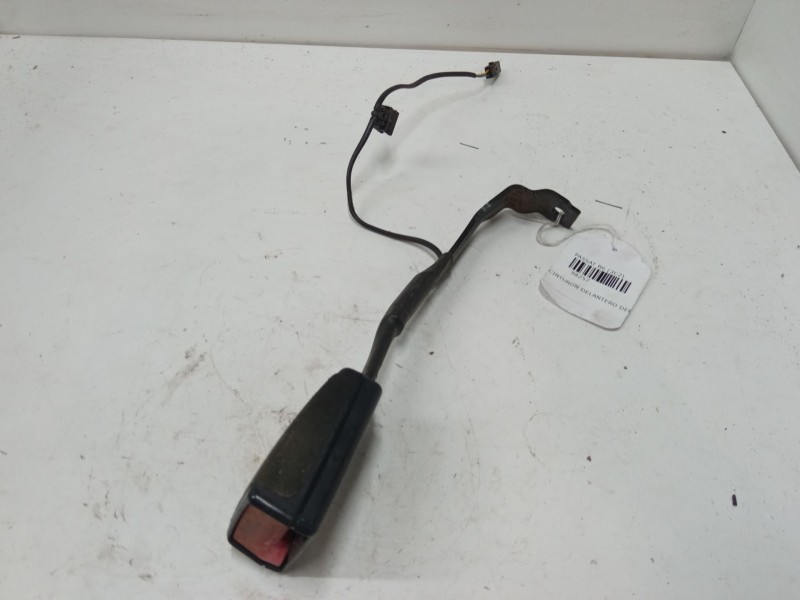 Recambio de anclaje cinturon delantero derecho para volkswagen passat b6 (3c2) 2.0 tdi referencia OEM IAM   