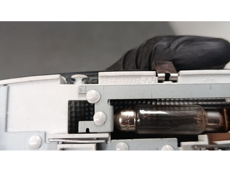Recambio de luz interior delantera para ford fusion (ju_) 1.6 referencia OEM IAM   