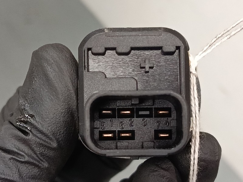 Recambio de mando elevalunas delantero izquierdo para ford fusion (ju_) 1.6 referencia OEM IAM 6S6T14529AA  