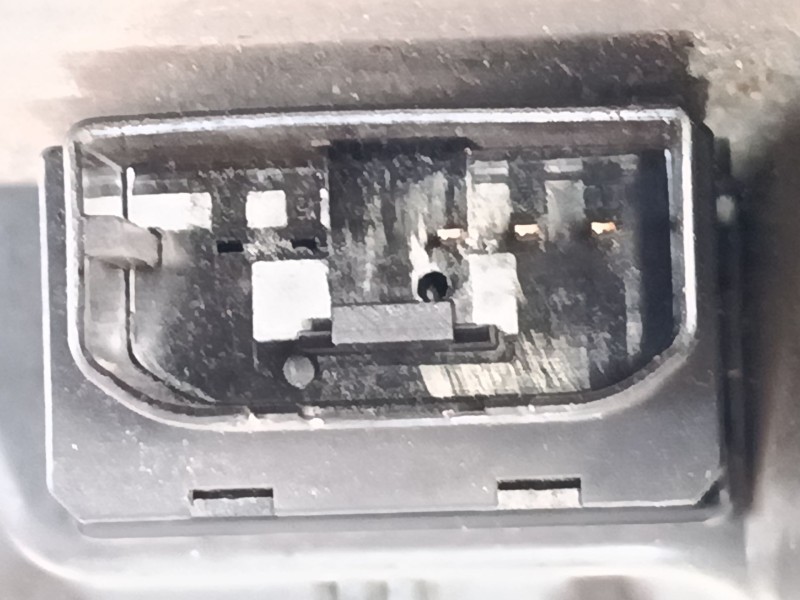 Recambio de guantera para seat leon (1p1) 1.6 tdi referencia OEM IAM   