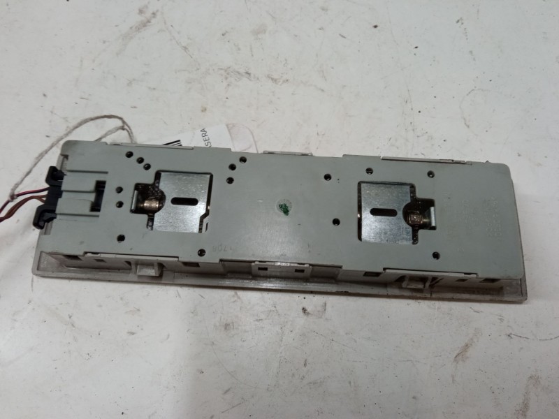 Recambio de luz interior trasera para volkswagen polo iv (9n_, 9a_) 1.4 tdi referencia OEM IAM   