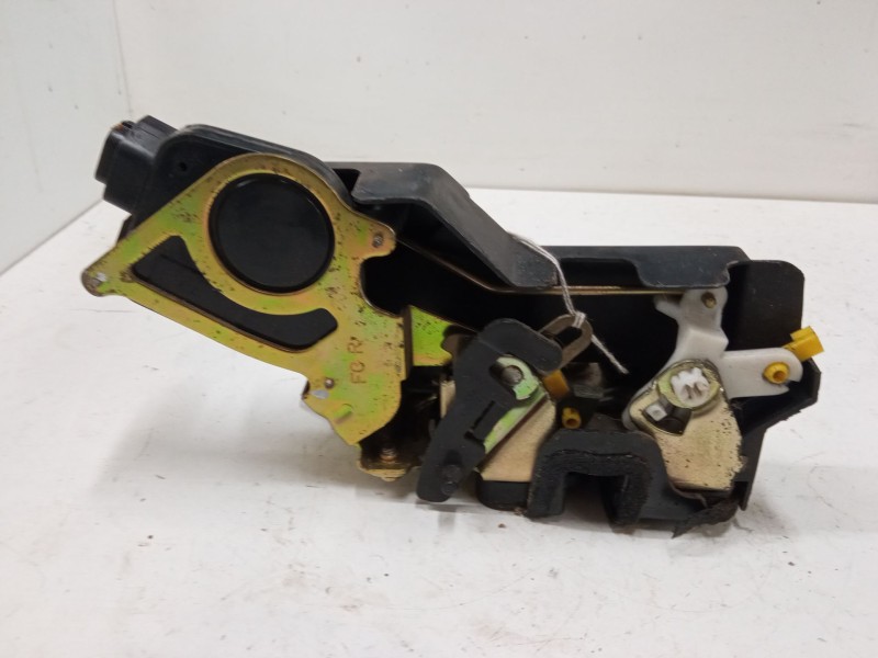 Recambio de cerradura puerta trasera derecha para hyundai matrix (fc) 1.6 referencia OEM IAM   