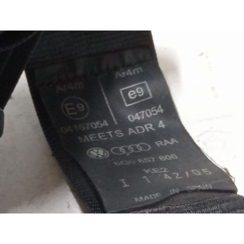 Recambio de cinturon seguridad trasero derecho para volkswagen polo iv (9n_, 9a_) 1.4 tdi referencia OEM IAM 6q0857806  