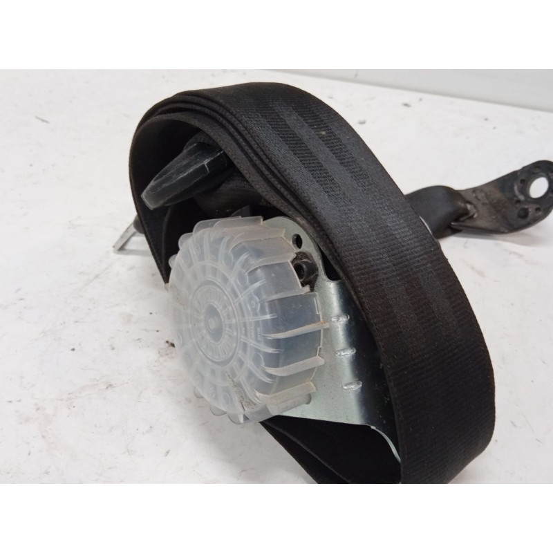 Recambio de cinturon seguridad trasero derecho para volkswagen polo iv (9n_, 9a_) 1.4 tdi referencia OEM IAM 6q0857806  