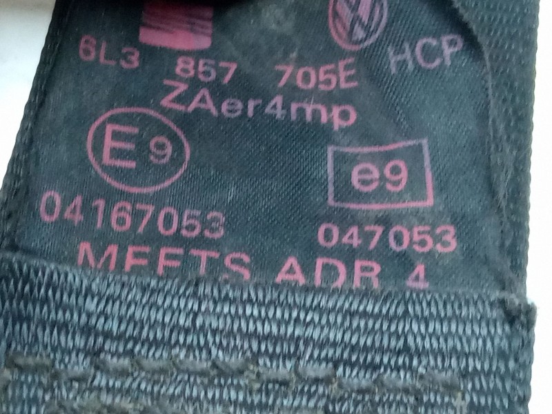 Recambio de cinturon seguridad delantero izquierdo 3p para seat ibiza iii (6l1) 1.4 16v referencia OEM IAM 6L3857705E  