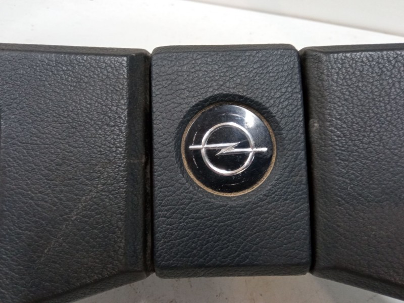 Recambio de volante para opel corsa a hatchback (s83) 1.3 s (f08, m08, f68, m68) referencia OEM IAM   