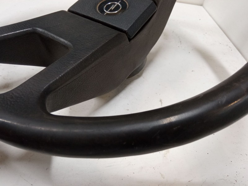 Recambio de volante para opel corsa a hatchback (s83) 1.3 s (f08, m08, f68, m68) referencia OEM IAM   