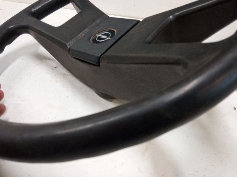 Recambio de volante para opel corsa a hatchback (s83) 1.3 s (f08, m08, f68, m68) referencia OEM IAM   