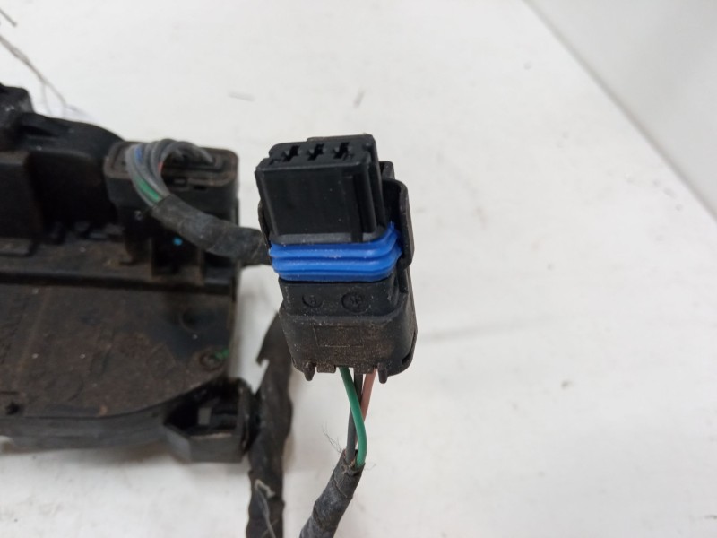 Recambio de cerradura puerta trasera derecha para renault megane iii hatchback (bz0/1_, b3_) 1.6 16v (bz1b, bz1h) referencia OEM