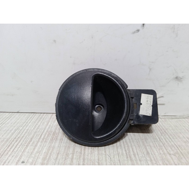 Recambio de maneta interior puerta trasera izquierda para chevrolet aveo / kalos hatchback (t200) 1.2 referencia OEM IAM   