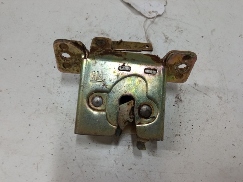 Recambio de cerradura maletero / porton para opel corsa a hatchback (s83) 1.3 s (f08, m08, f68, m68) referencia OEM IAM   