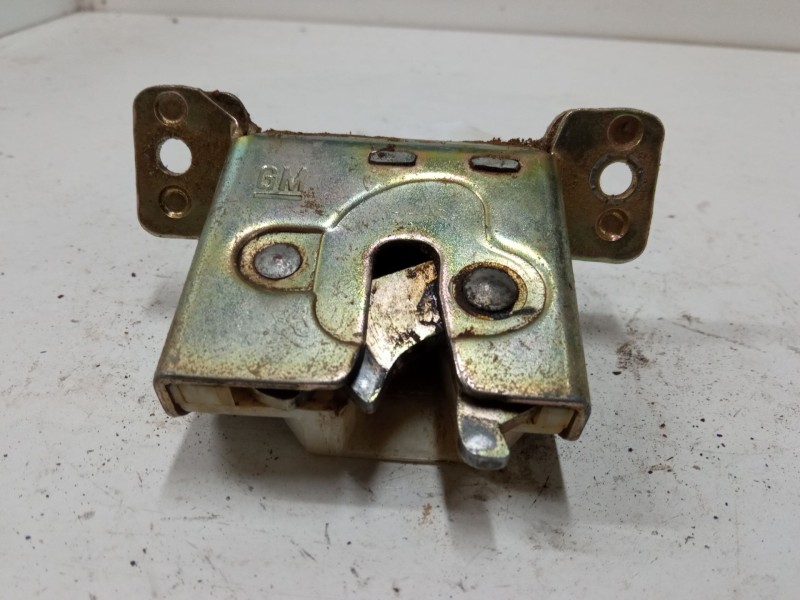 Recambio de cerradura maletero / porton para opel corsa a hatchback (s83) 1.3 s (f08, m08, f68, m68) referencia OEM IAM   