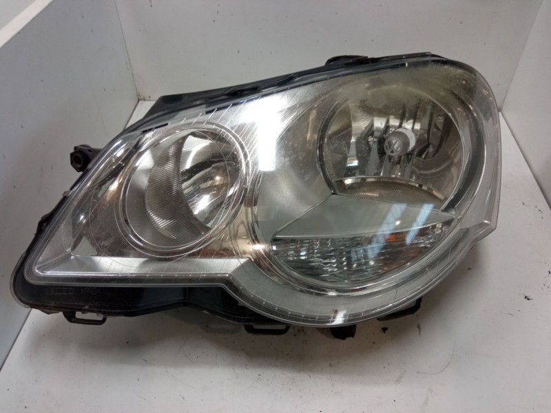Recambio de faro izquierdo para volkswagen polo iv (9n_, 9a_) 1.4 tdi referencia OEM IAM   
