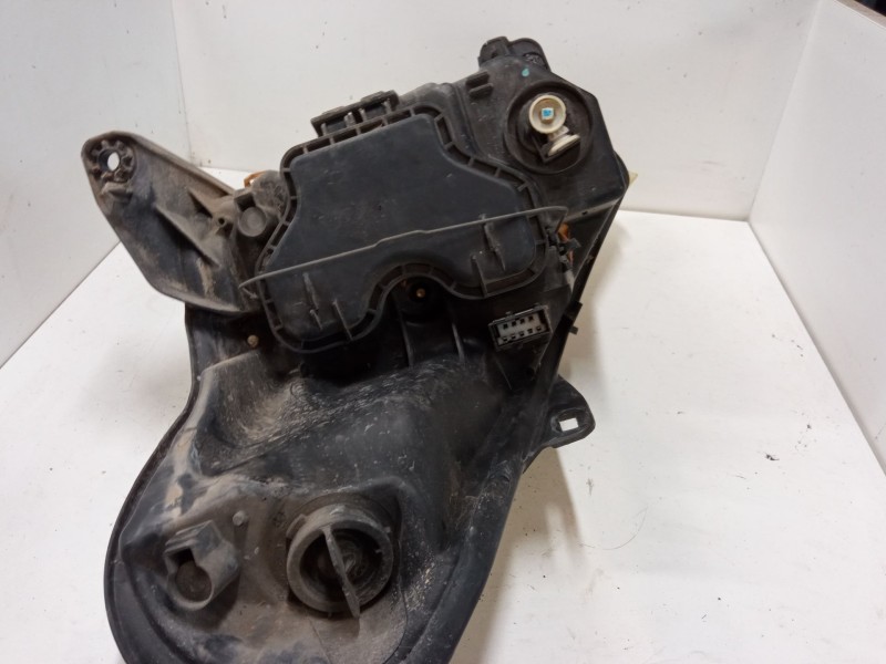 Recambio de faro derecho para citroën c3 pluriel (hb_) 1.4 referencia OEM IAM   