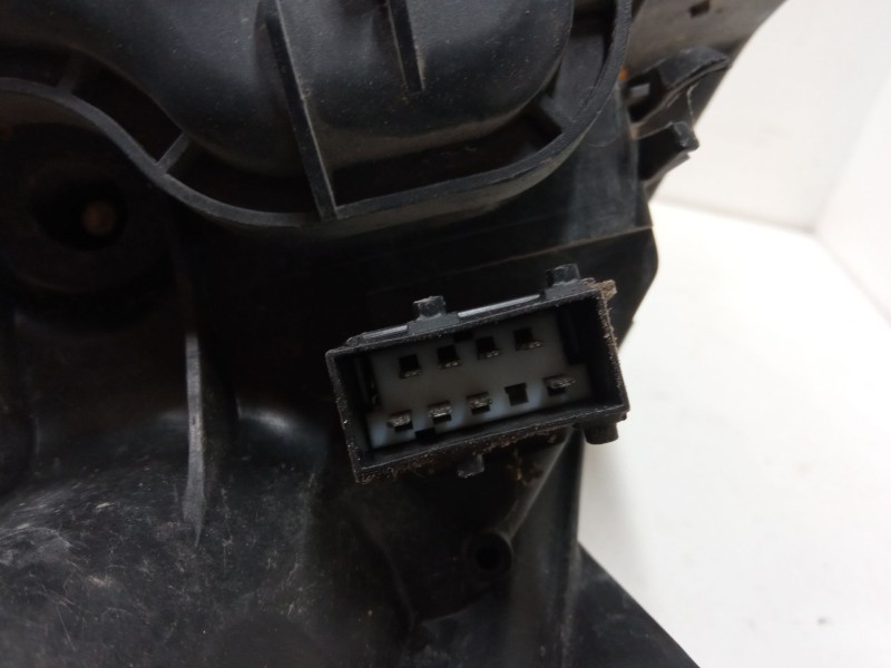 Recambio de faro derecho para citroën c3 pluriel (hb_) 1.4 referencia OEM IAM   