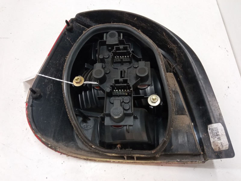 Recambio de piloto trasero derecho para renault megane scénic (ja0/1_) 1.6 16v (ja0b, ja04, ja11, ja00) referencia OEM IAM   