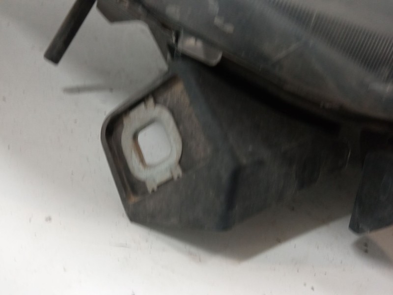 Recambio de faro derecho para fiat doblo cargo (263_) 1.3 d multijet referencia OEM IAM 51810671  