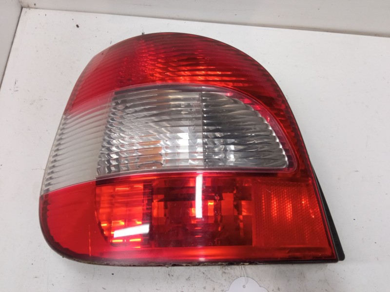 Recambio de piloto trasero izquierdo para renault megane scénic (ja0/1_) 1.6 16v (ja0b, ja04, ja11, ja00) referencia OEM IAM   