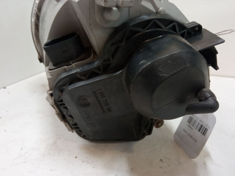 Recambio de faro derecho para volkswagen new beetle (9c1, 1c1) 1.9 tdi referencia OEM IAM 0301163204  