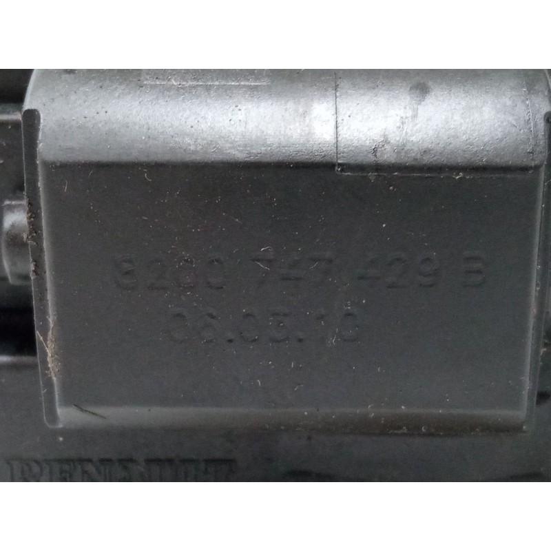 Recambio de cerradura maletero / porton para renault laguna iii (bt0/1) 1.5 dci (bt00, bt0a, bt0t, bt1j) referencia OEM IAM 8200