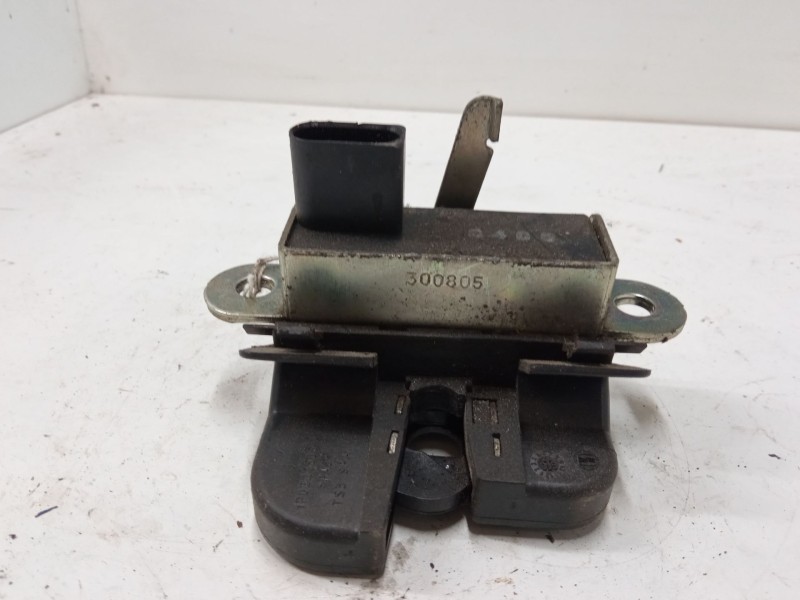 Recambio de cerradura maletero / porton para seat leon (1p1) 1.9 tdi referencia OEM IAM   