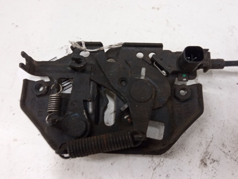 Recambio de cerradura capo para ford ecosport 1.0 ecoboost referencia OEM IAM   