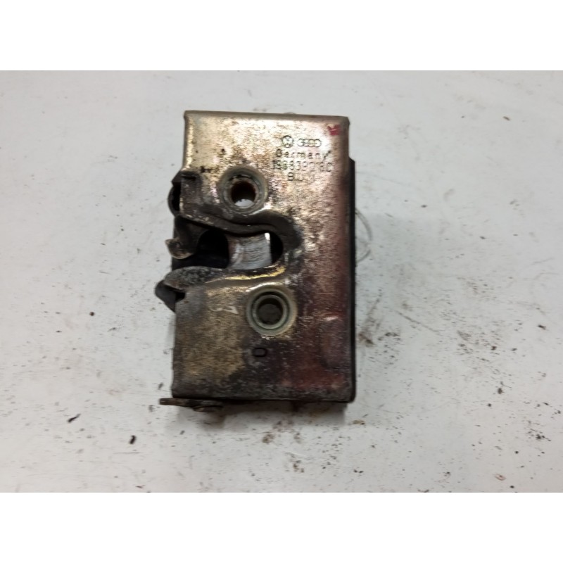 Recambio de cerradura puerta trasera derecha para volkswagen golf iii 1.8 gl 19 rv - 2e referencia OEM IAM   