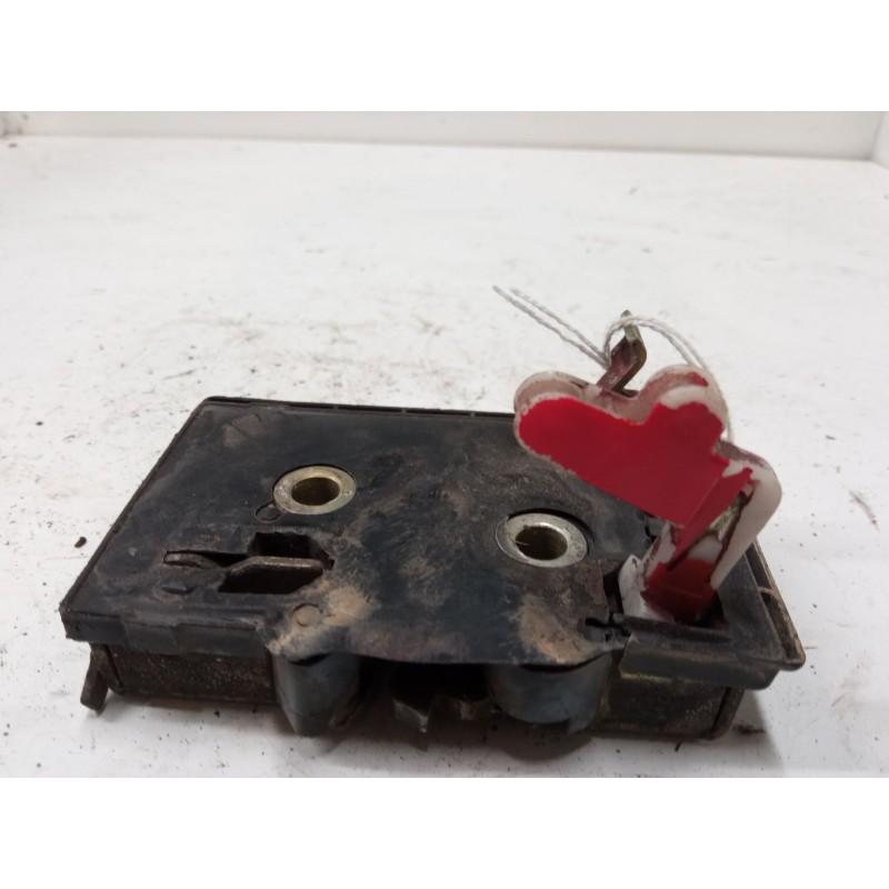 Recambio de cerradura puerta trasera derecha para volkswagen golf iii 1.8 gl 19 rv - 2e referencia OEM IAM   