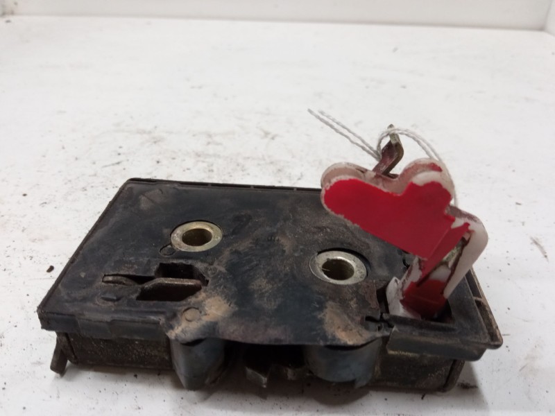 Recambio de cerradura puerta trasera derecha para volkswagen golf iii 1.8 gl 19 rv - 2e referencia OEM IAM   