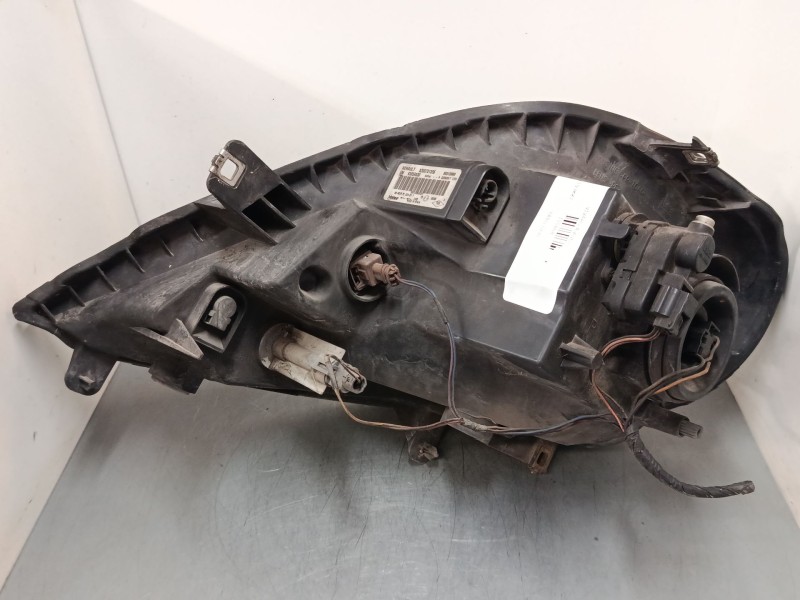 Recambio de faro derecho para opel vivaro a autobús (x83) 2.5 cdti (f7, j7, a07) referencia OEM IAM 93859830 8200701356 