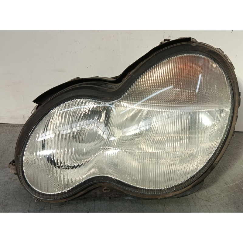 Recambio de faro izquierdo para mercedes-benz clase c (w203) c 220 cdi (203.006) referencia OEM IAM A2038200161 0301166201 