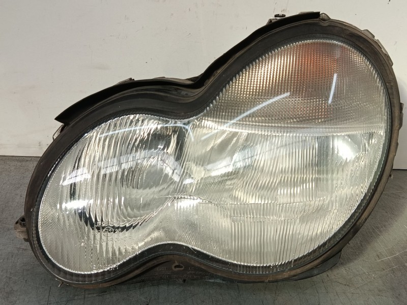 Recambio de faro izquierdo para mercedes-benz clase c (w203) c 220 cdi (203.006) referencia OEM IAM A2038200161 0301166201 