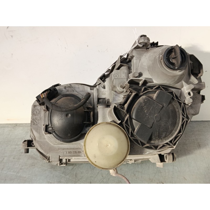 Recambio de faro derecho para mercedes-benz clase c (w203) c 220 cdi (203.006) referencia OEM IAM A2038200261 0301166202 