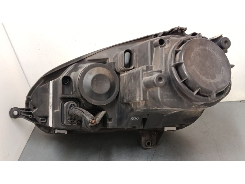 Recambio de faro derecho para volkswagen golf v (1k1) 1.9 tdi referencia OEM IAM 1K6941006P  