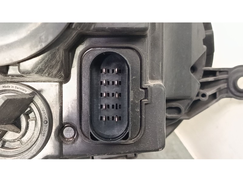 Recambio de faro izquierdo para volkswagen golf v (1k1) 1.9 tdi referencia OEM IAM 1K6941005P  