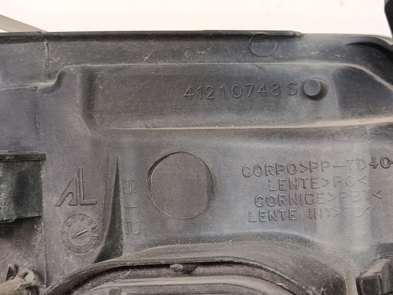 Recambio de faro izquierdo para citroën c3 i (fc_, fn_) 1.1 i referencia OEM IAM   