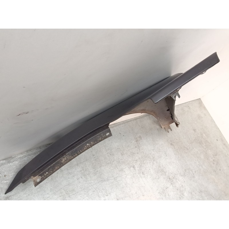 Recambio de aleta delantera derecha para renault megane iii grandtour (kz0/1) 1.2 tce (kz2b, kz11) referencia OEM IAM 631005149R